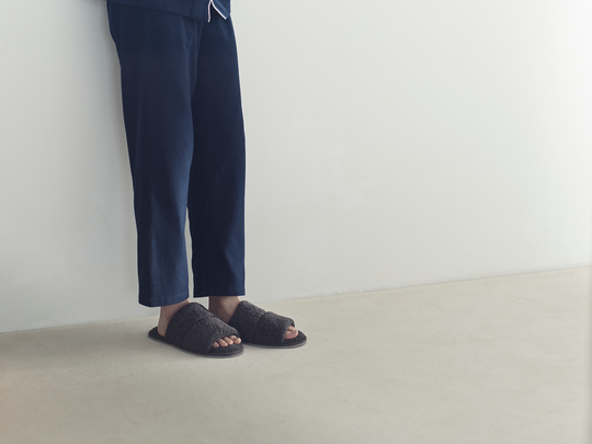 New Arrival : Seasonal Slippers