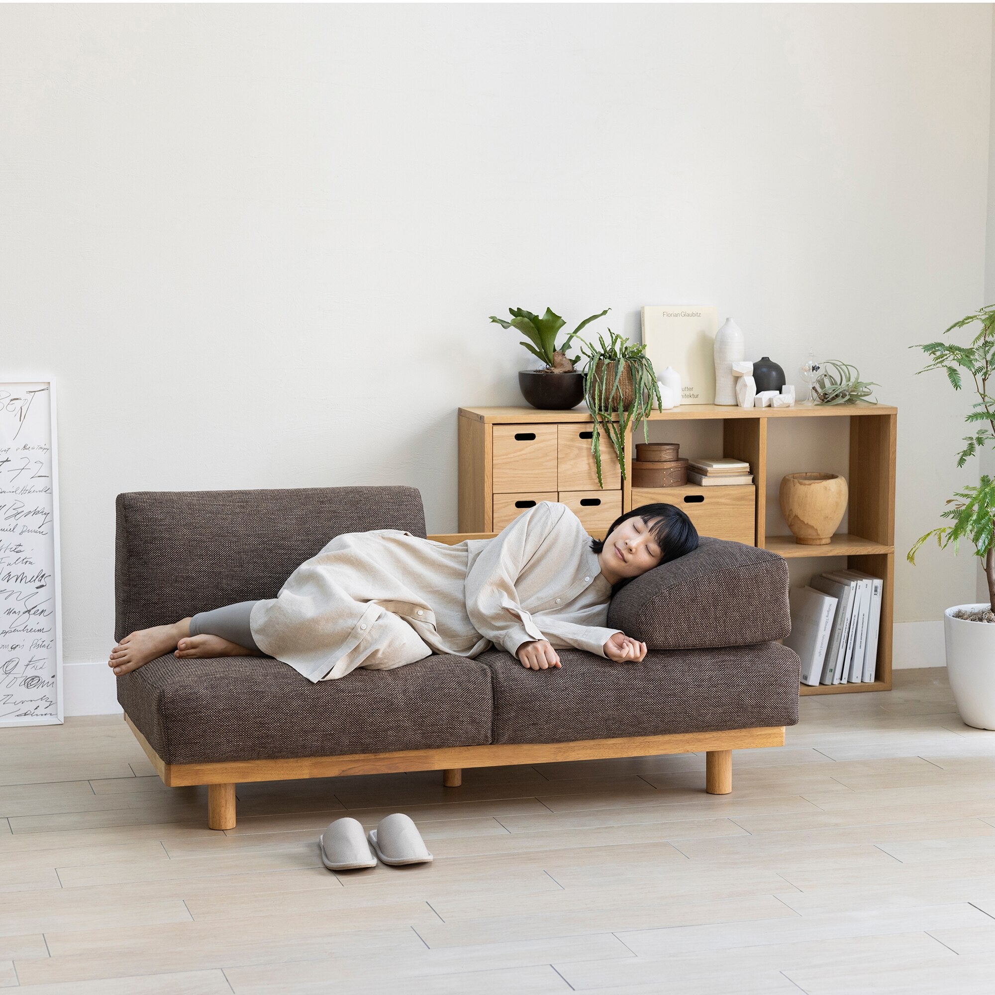 New Arrival: Spacious Armless Sofa and Beads Sofa Cover – MUJI Australia