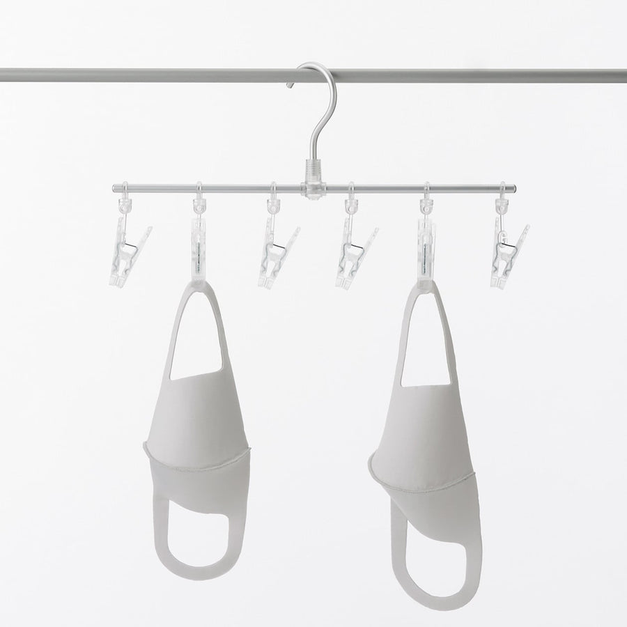 Aluminium Straight-Line Hanger with Pegs - MUJI Australia