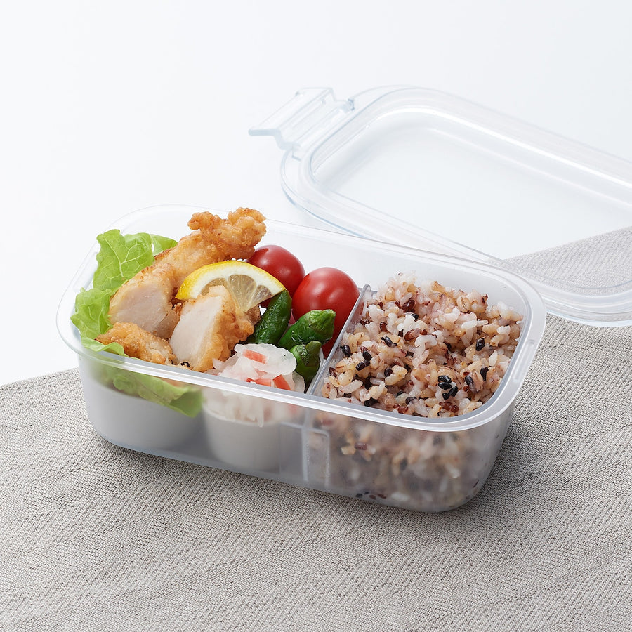 Lunch Box With Clasps (670ml)