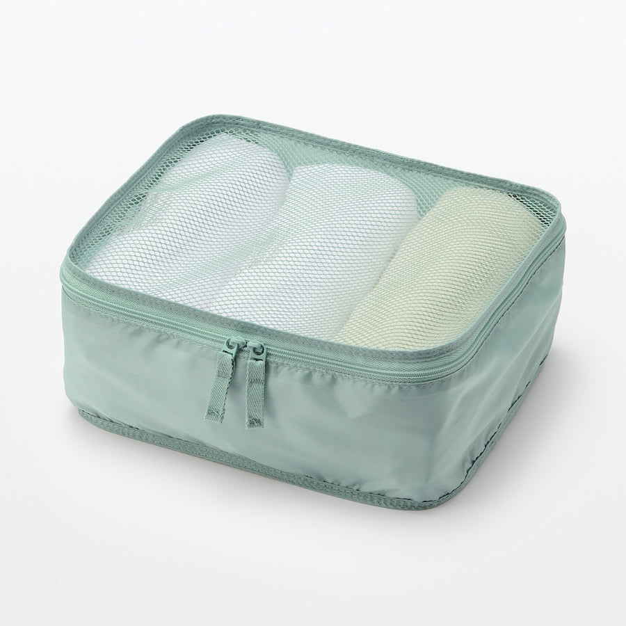 Polyester Travel Gusset Case