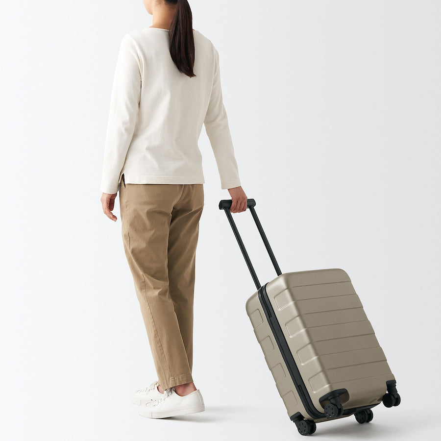 Hard Shell Suitcase - 36L (54cm)