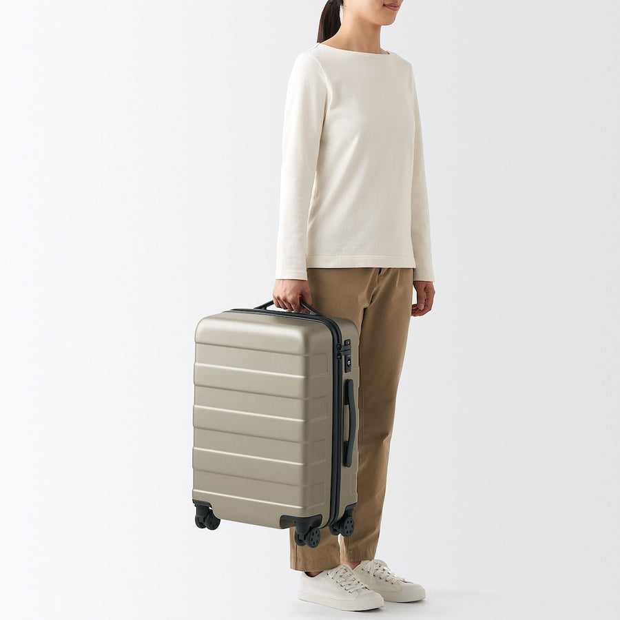 Hard Shell Suitcase - 36L (54cm)