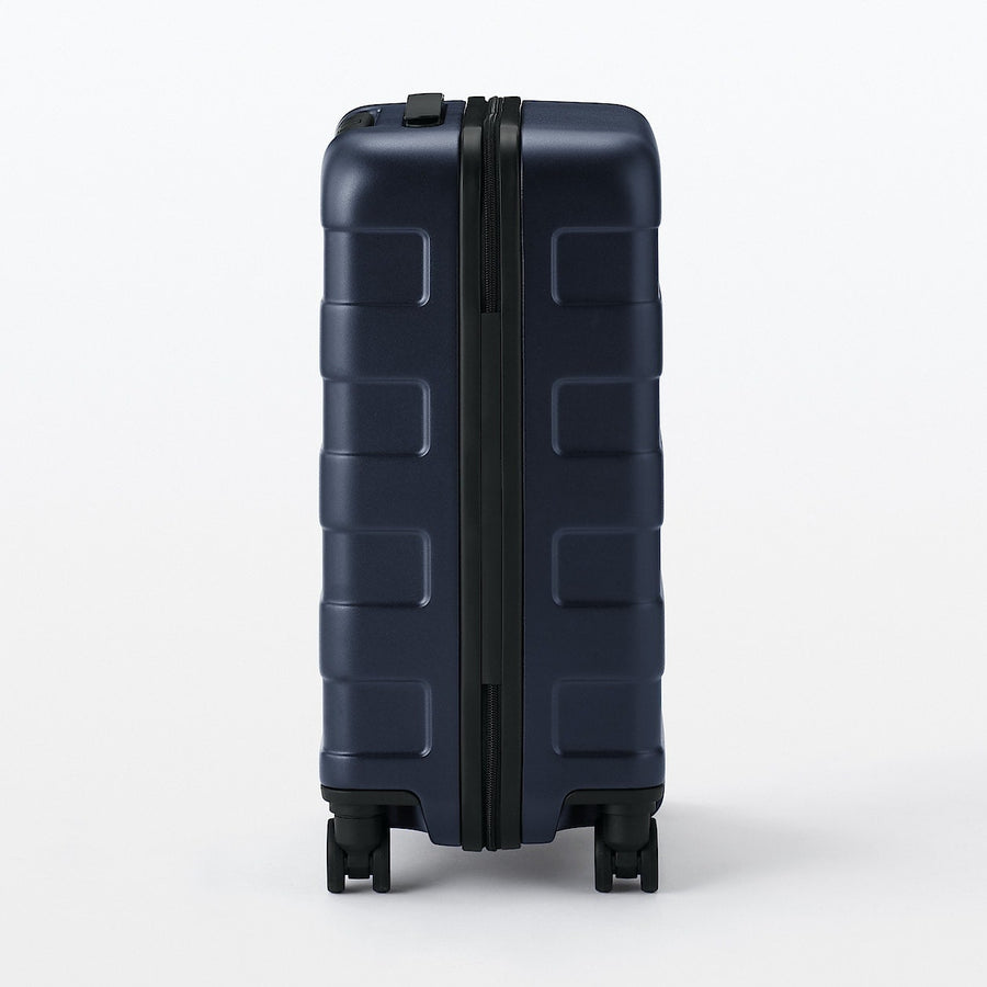 Hard Shell Suitcase - 36L (54cm)