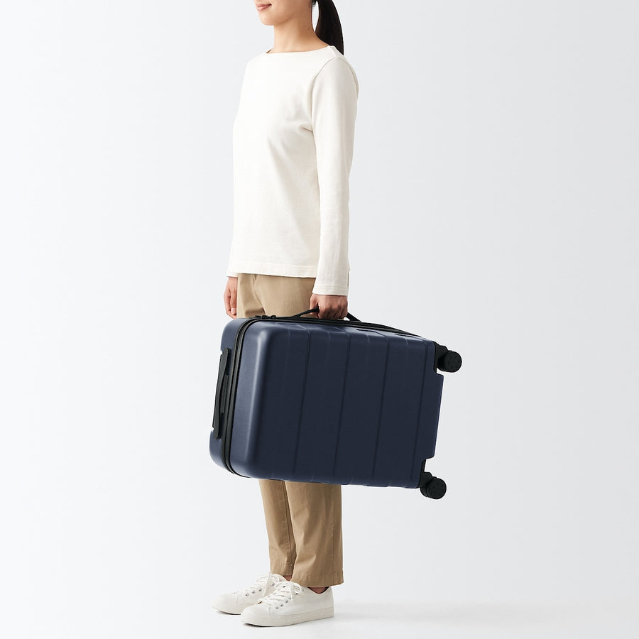 Hard Shell Suitcase - 36L (54cm)