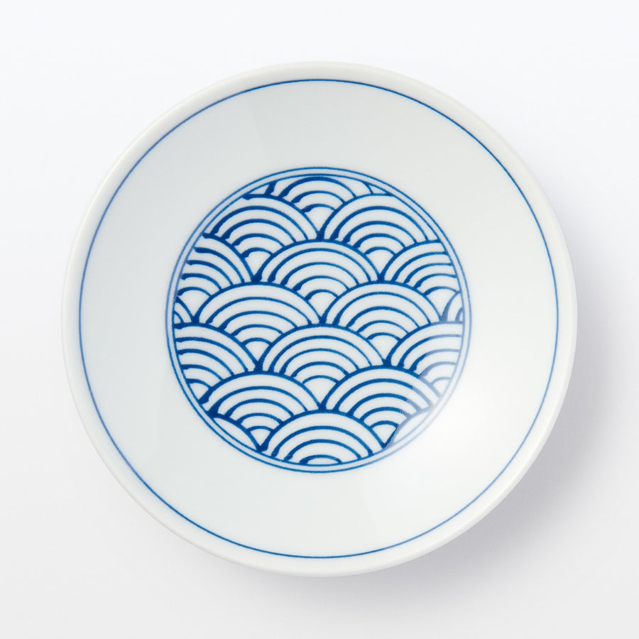 Hasami Ware Small Plate - Wave Approx. dia. 10 cm