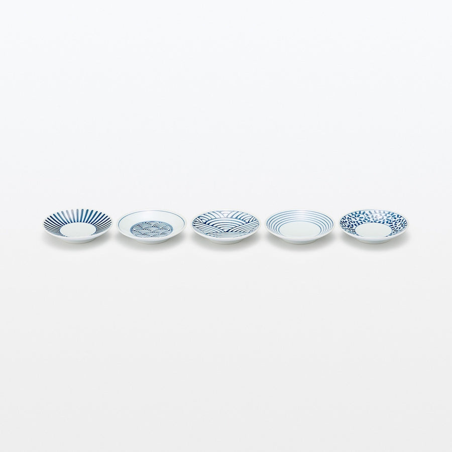 Hasami Ware Small Plate - Wave Approx. dia. 10 cm