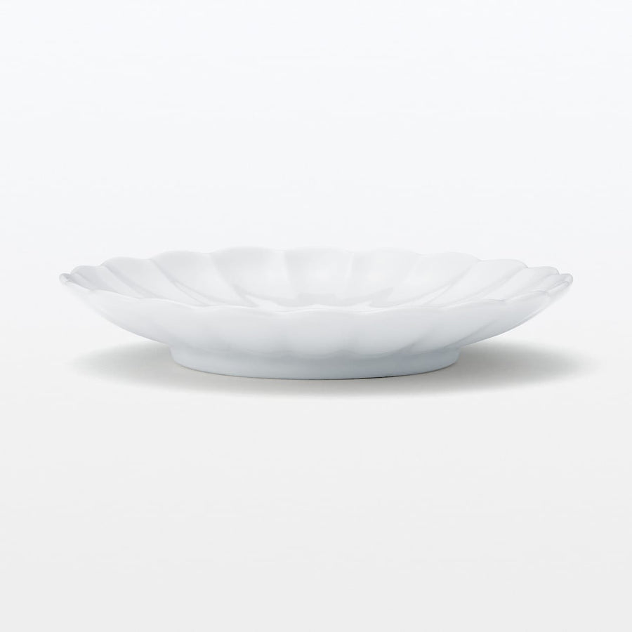 Hasami Ware Fortune Small Plate Chrysanthemum