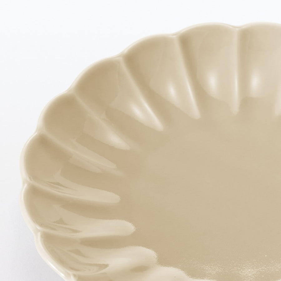 Hasami Ware Fortune Small Plate Chrysanthemum