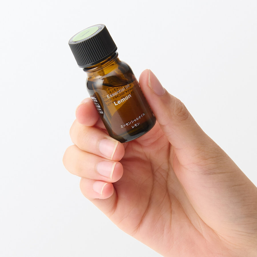 Essential oil Lemon