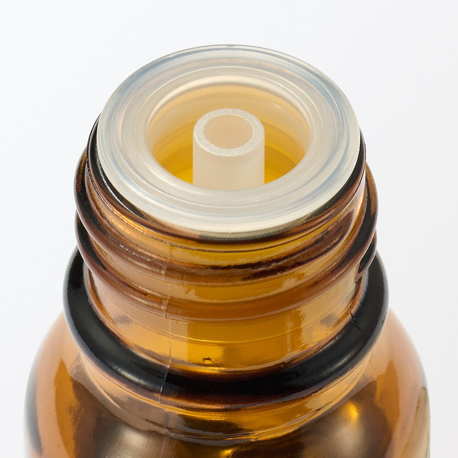 Essential oil Japanese cypress