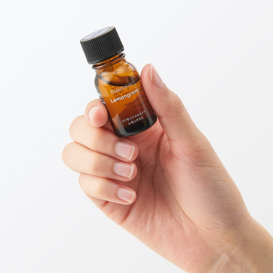 Essential oil Lemongrass