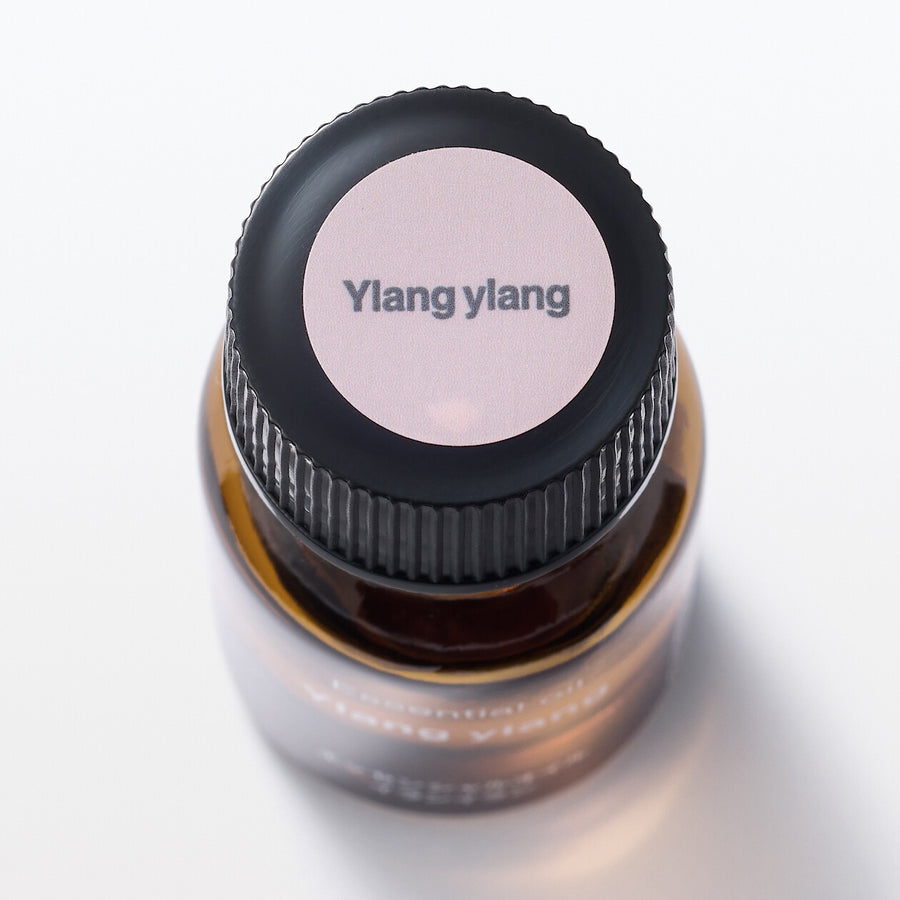 Essential oil Ylang ylang