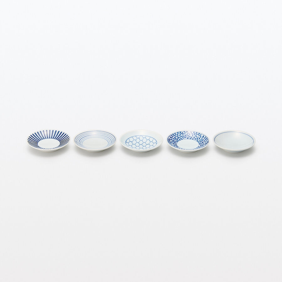 Hasami Ware Small Plate - Mesh pattern Approx. dia. 10 cm