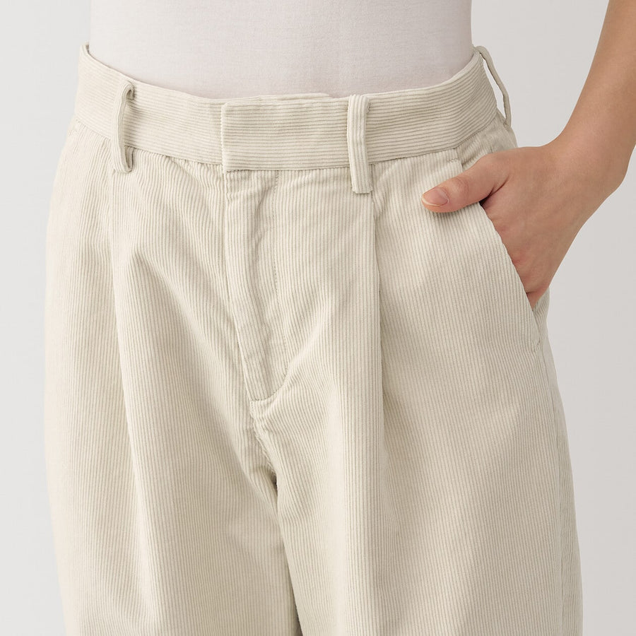 Women's Kapok blend Corduroy darted pants BlackXS