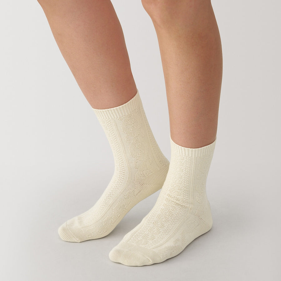 W's right angle loose top cable stitch socksBlack21-23cm