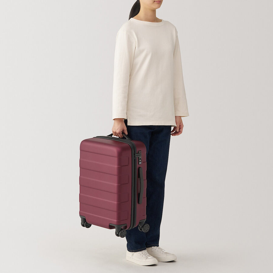 Hard Shell Suitcase - 36L (54cm)