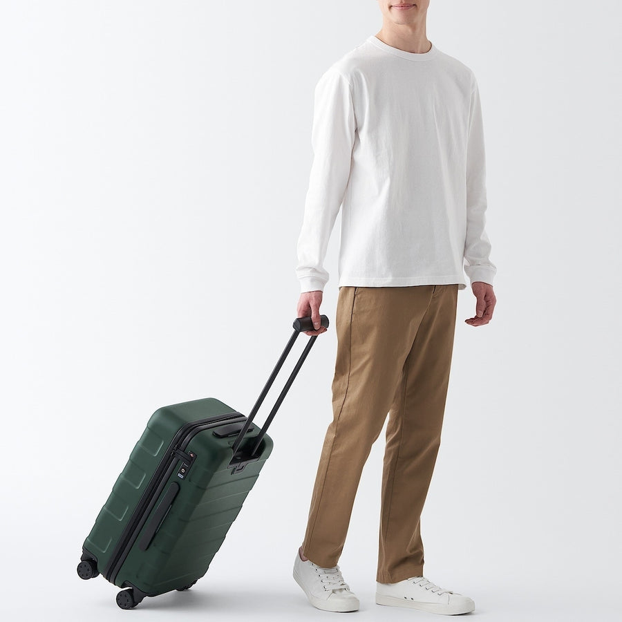 Hard Shell Suitcase - 36L (54cm)