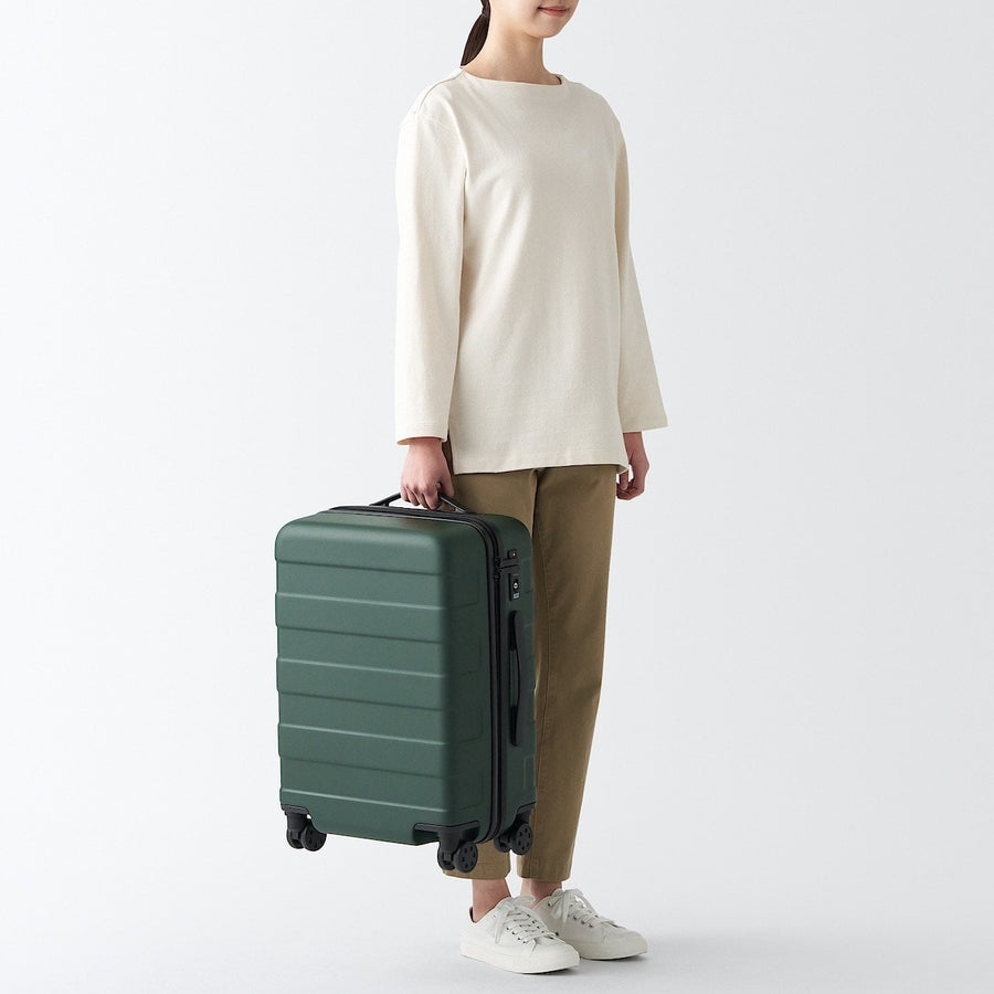 Hard Shell Suitcase - 36L (54cm)