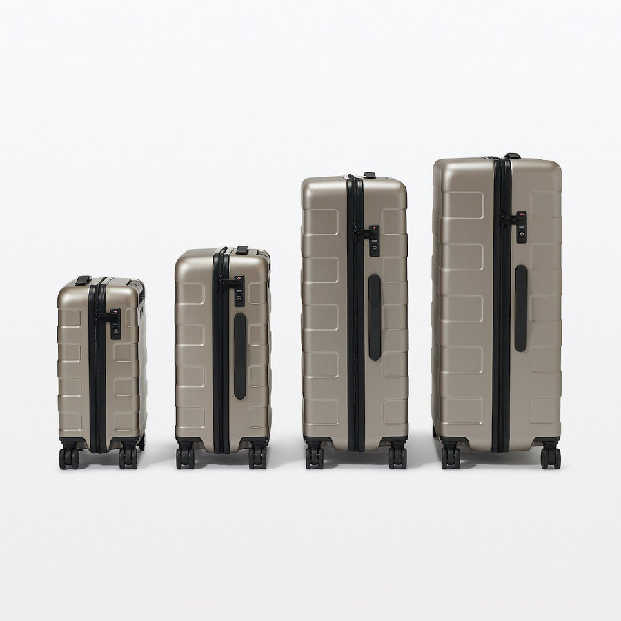 Hard Shell Suitcase - 36L (54cm)