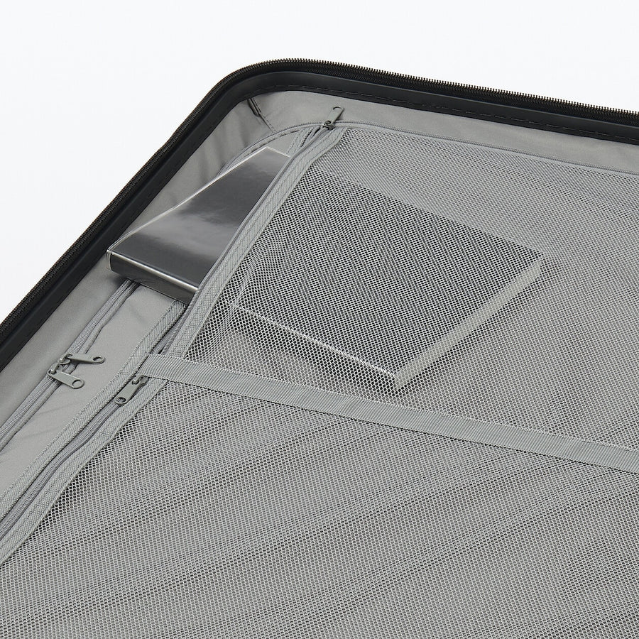 Hard Shell Suitcase - 75L (71.5cm)