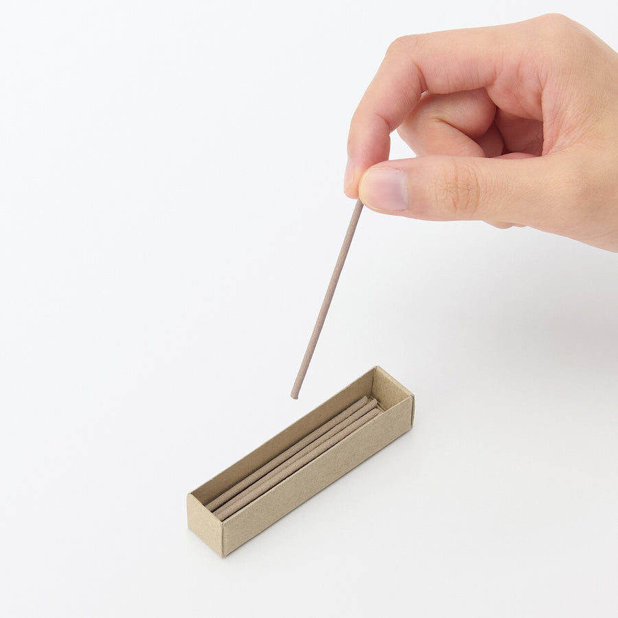 Incense White tea