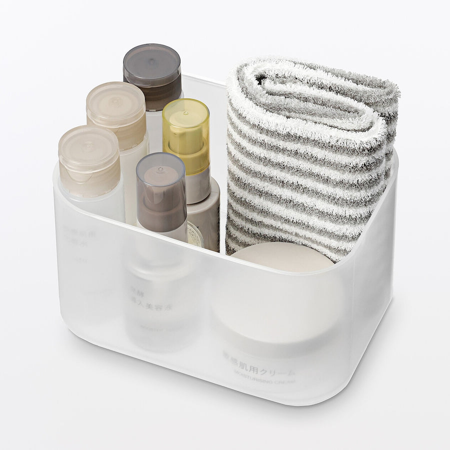 Polypropylene Makeup Box 1/2 Horizontal Half