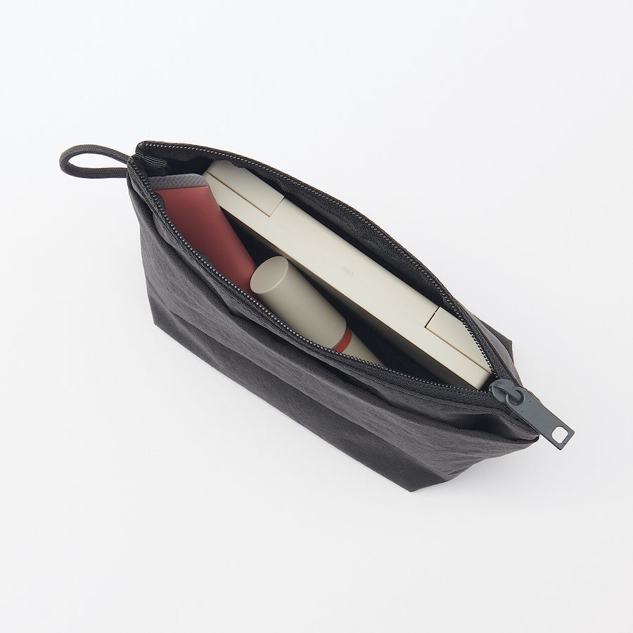 Wrinkled nylon Gusset pouch