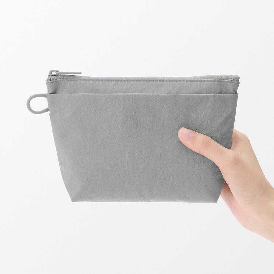 Wrinkled nylon Gusset pouch