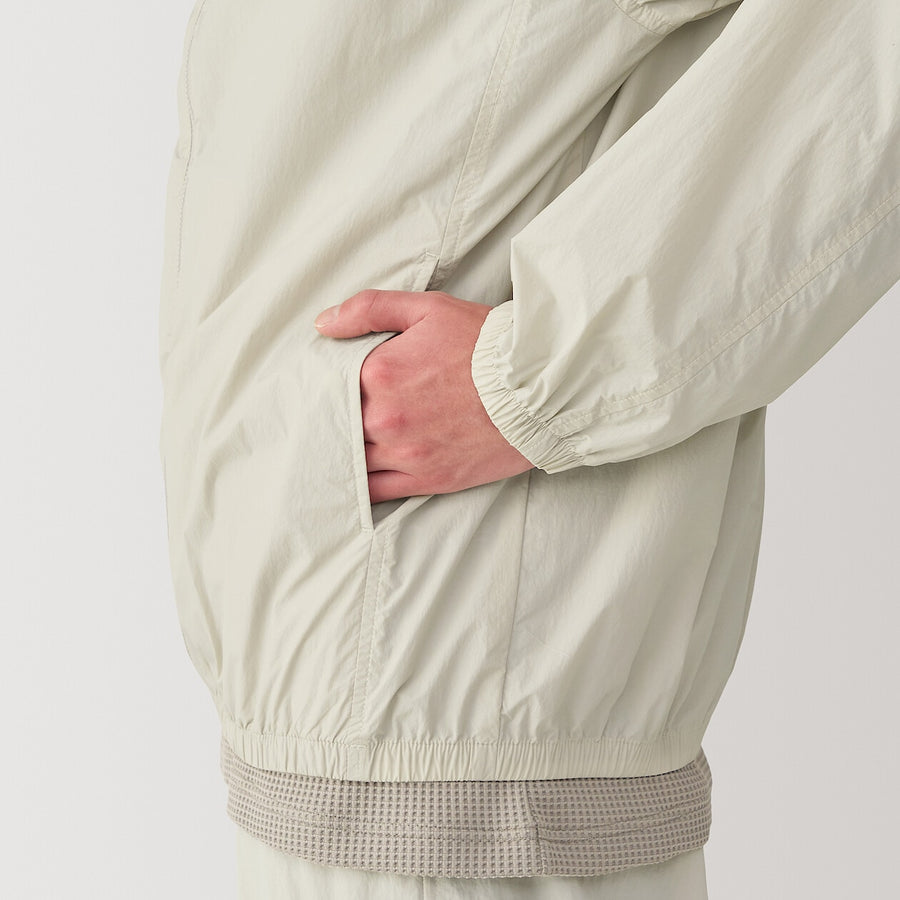 M's Water repellent pocketable windbreaker BlackXS