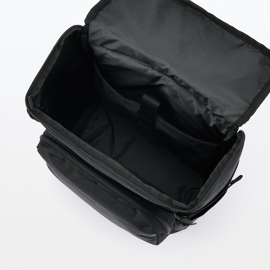 Fatigue reduction water repellent toploader backpackBlack