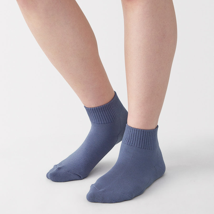 Right Angle Pile Short Socks