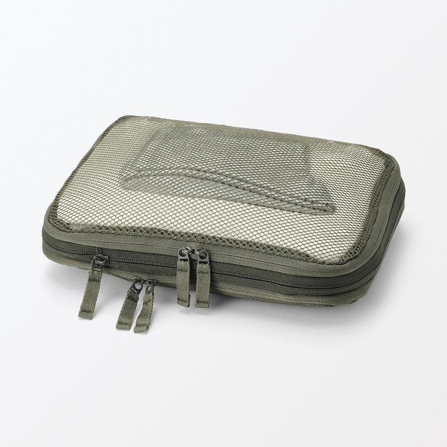 Polyester Gusset case Compression