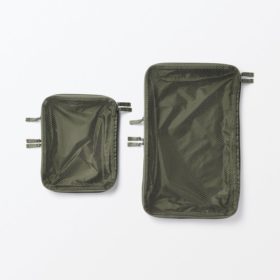 Polyester Gusset case Compression