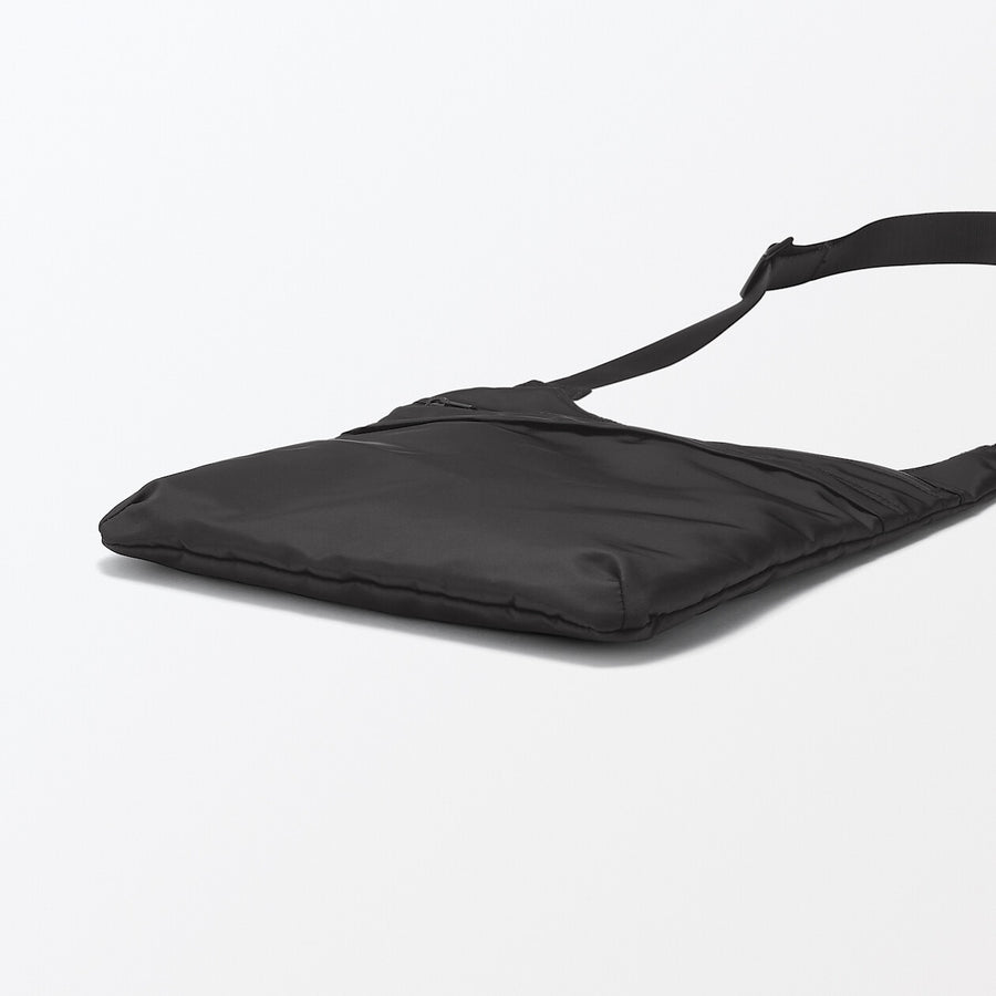 Nylon shoulder bag Black