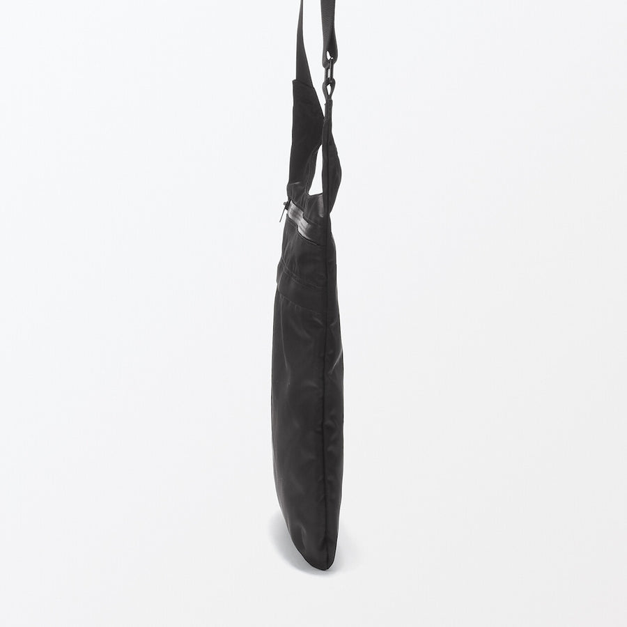 Nylon shoulder bag Black