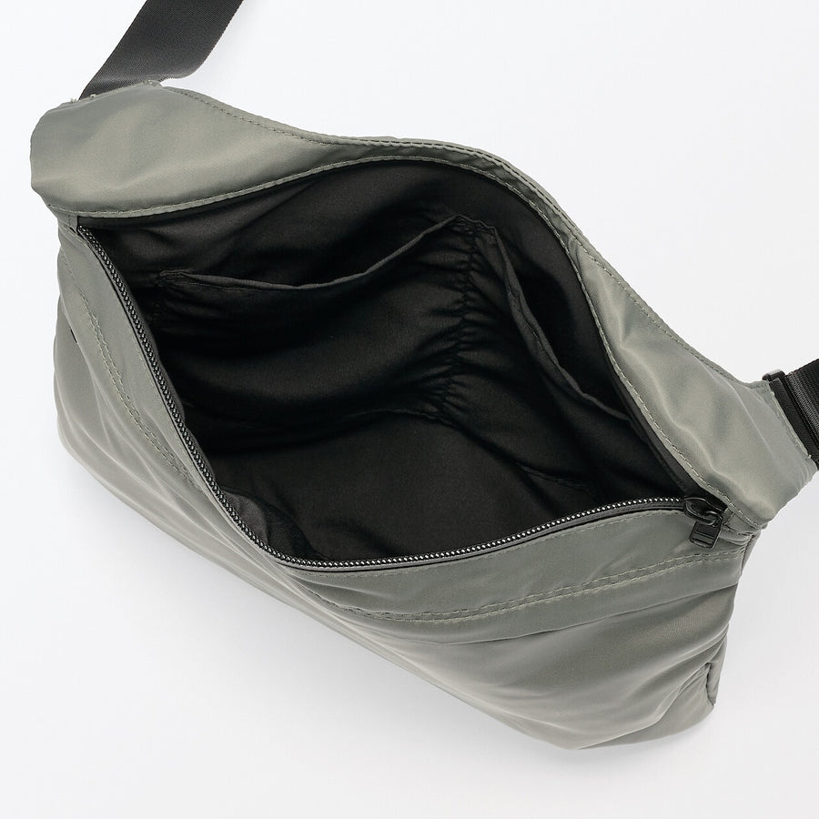 Nylon shoulder bag Black