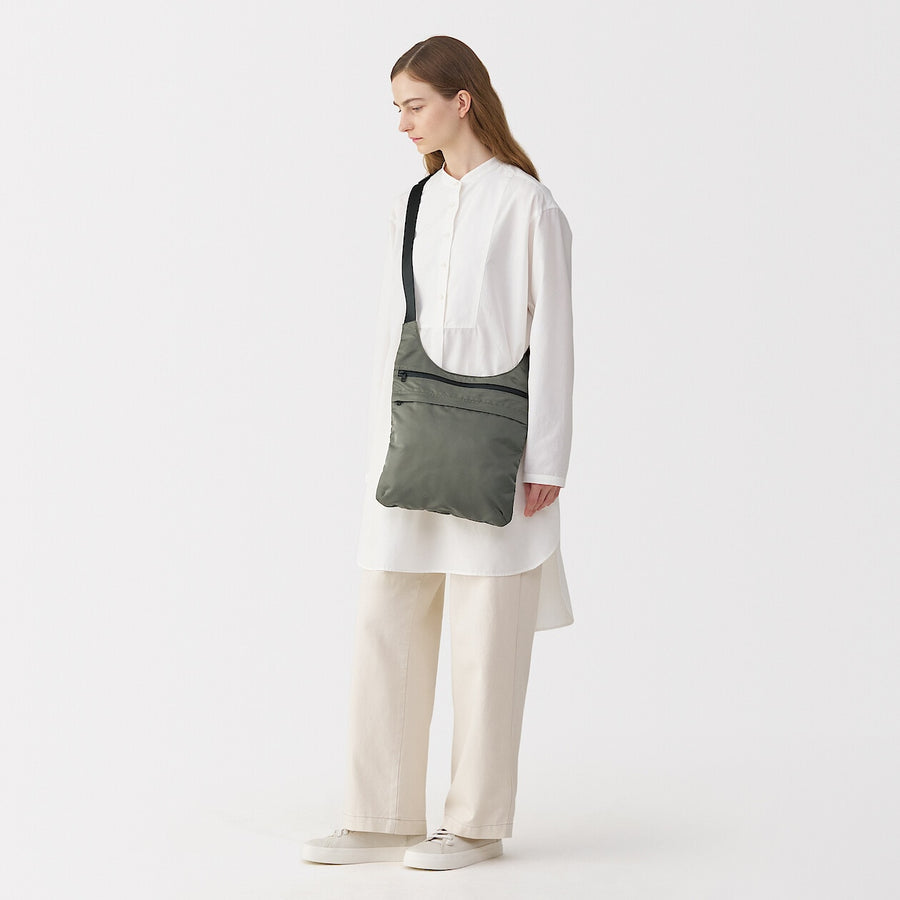 Nylon shoulder bag Black