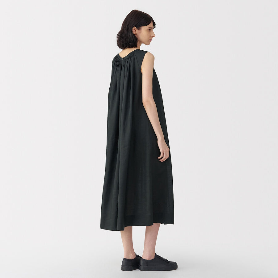 Women's ramie sleeveless tucked dress BlackS