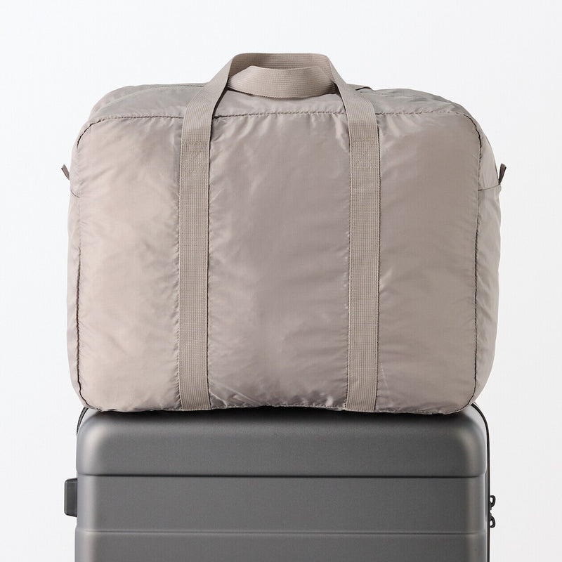 Pocketable water repellent wide boston bag Black