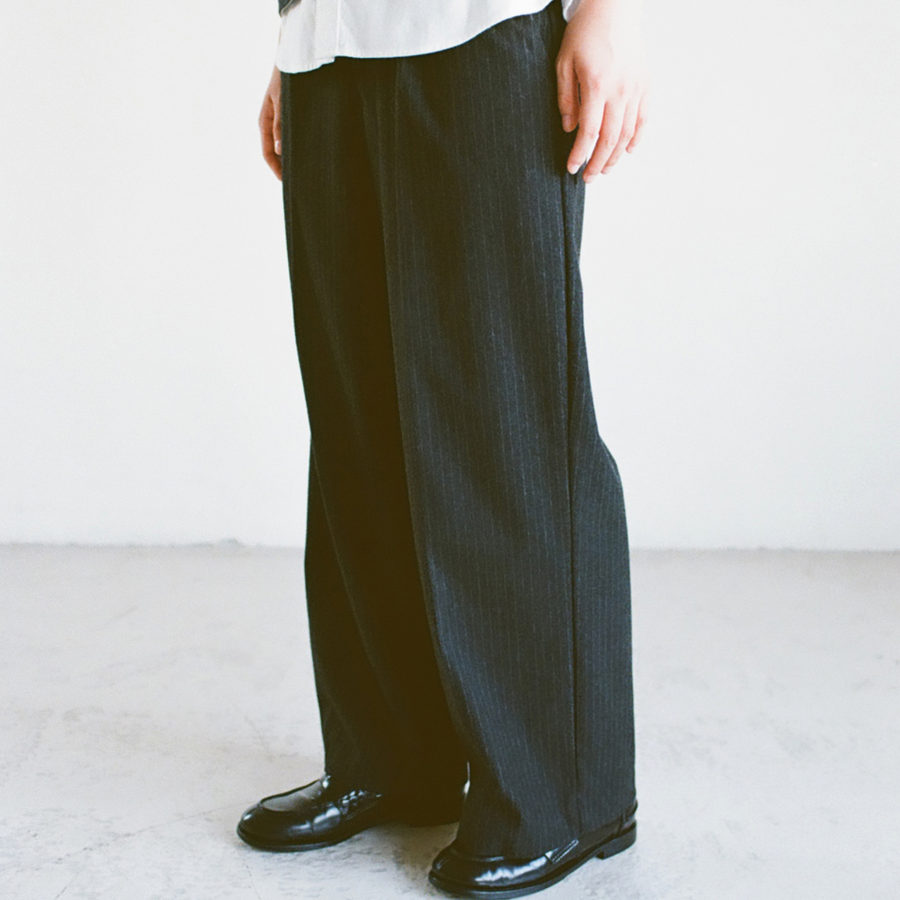 Stretch Brushed Pleated Wide Pants