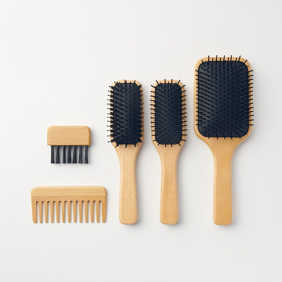 Beech Wood Wide Hair Comb - MUJI Australia