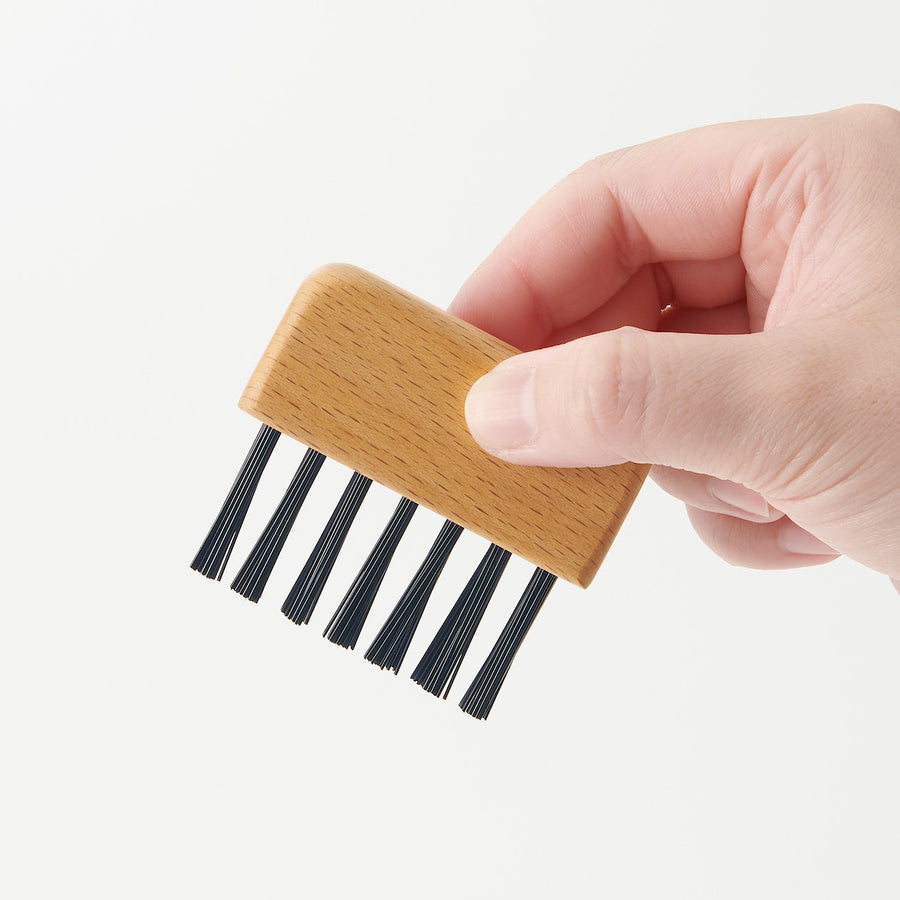 Beech Wood Hair Brush Cleaner - MUJI Australia