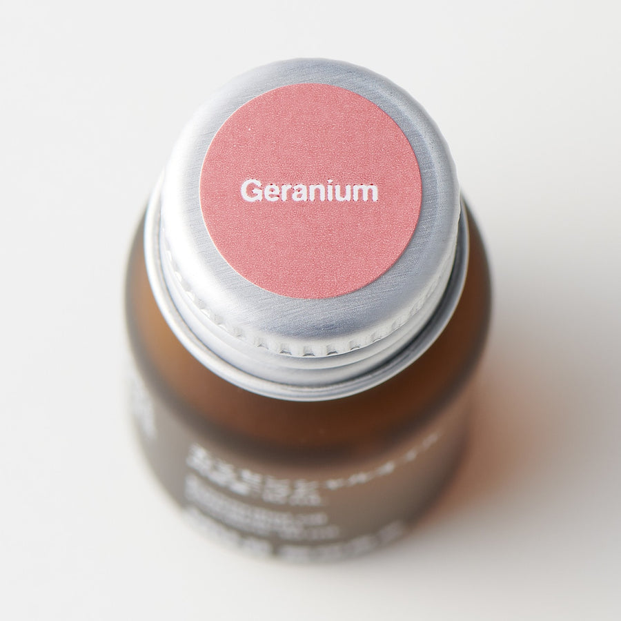 Essential Oil - Geranium - MUJI Australia