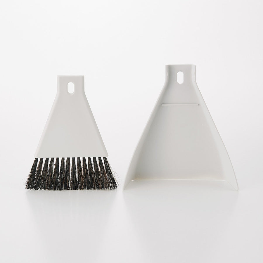 Desk Broom with Dustpan - MUJI Australia